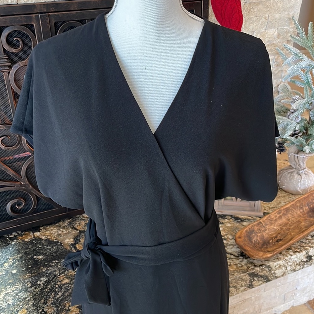 Felicity & Coco black wrap dress 👗